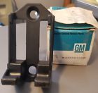 Gr.8.085 2032085 Gmc Nos Genuine Gm Hood Prop Retaining Bracket