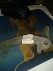 3985633 General Motors Nos Chevrolet Passanger Hood Lock Safety Catch