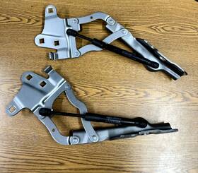 68356827aa Alfa Romeo 2017-2025 Stelvio Left And Right Side Hood Bonnet Hinge Pair Set Oem