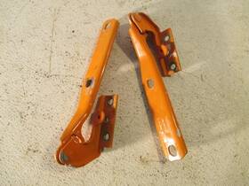 118.au1m99 Audi Pair Of Hood Hinges For 1999 A4
