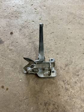8e0823480a Audi 02-05 A4 B6 Oem Hood Release B16a