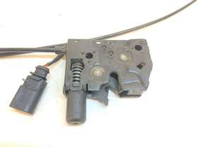 8u0823509 Audi 8u Q3 Hood Latches With Cables