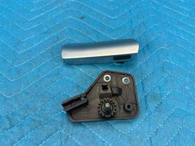 3d1823633 Bentley Flying Spur Hood Release Lever Handle And Bracket 2pc Set 29k 2006-2012 Oe
