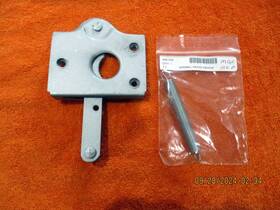 406-015 Bmc/bl Oem Mg Hood Bonnet Catch/release Mechanism Plate With New Return Spring