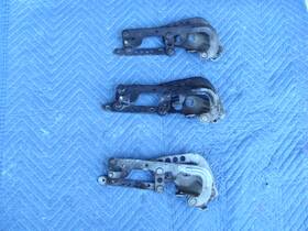 41611900684 Bmw E28 535i 533i 528e 535is Right Side Passenger Hood Hinge Black/gray Nla