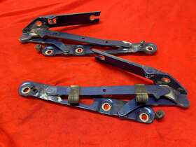 41618175002 Bmw 4161 8175002 1992-1999 E36 3 Series M3 Left And Right Rear Trunk Lid Hinge Support Set Oem