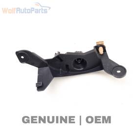 51437284598 Bmw 2014-2018 X5 35ix F15 - Hood Release Lever / Handle Bracket 7284598