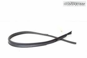 51767255802 Bmw 330e F30 Front Engine Hood Bonnet Weatherstrip Seal Rubber Oem