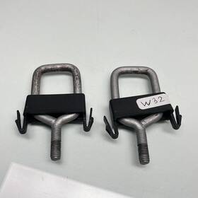 7247079 Bmw 2012-2016 328i F30 Front Left And Right Hood Hook Twist Protection