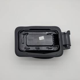 7440018 Bmw 2019 - 2025 Oem G05 X5 Fuel Filler Neck Housing Tank Flap Cover Pot 7440018 Bmw 2019 - 2025 Oem G05 X5 Fuel Filler Neck Housing Tank Flap Cover Pot