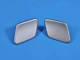 7906801 Bmw 07-13 E82 E88 128i 135i Left And Right Headlight Washer Covers Cashmere Silver