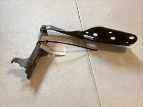 5708787rh Buick 2000-05 Lesabre Hood Hinge Right