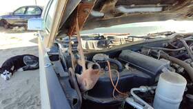 03531798 Cadillac 1980-1984 Deville Sedan Passenger Right Hood Hinge Assembly Oem
