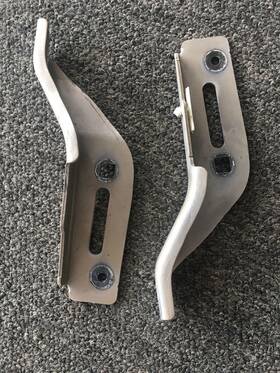 25724783 Cadillac 25724782 2005-2008 Sts Right Left Pair Hood Hinge Support Oem