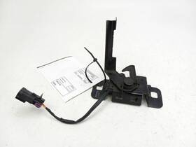 181.gm1e15 Chevrolet 2015 Cruze Hood Lock Latch