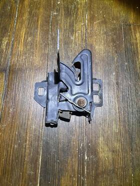 25816904 Chevrolet 2006-2016 Impala Hood Latch Lock Oem