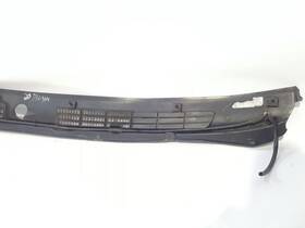 Chevrolet 2838471 Used Cowl Grille Panel Fits 2006 Colorado Grade A