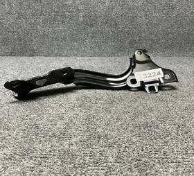 84778469 Chevrolet 2020-2024 Corvette Right Passenger Side Hood Hinge