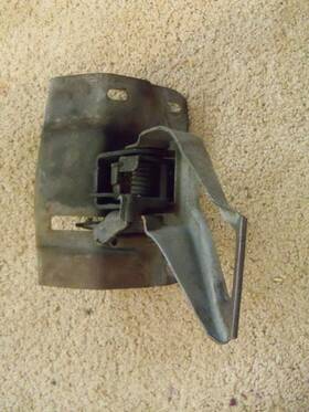 8863300 Chevrolet Preowned 1965 Chevy Ii Nova Hood Latch Striker Oem Other Years