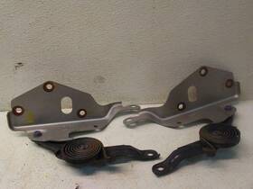 118.gm8m05 Chevrolet Truck Pair Of Hood Hinges For 2005 Silverado 1500