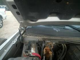 123.gm8x09 Chevrolet Truck Silvrdo15 2009 Cowl Vent Panel 558142781