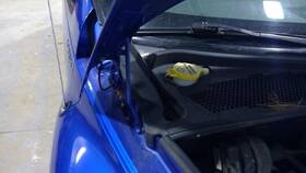 118.ch1506 Chrysler Ptcruiser 2006 Hood Hinge 3826493