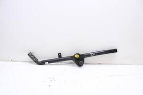 675.ch1f19 Chrysler 17-24 Pacifica Fr Rh Radiator Crossmember Brace Bracket 68231356ad Oem