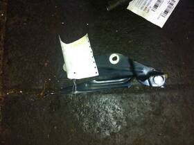 118.ch2l01 Dodge 2001 Stratus Left Hood Hinge