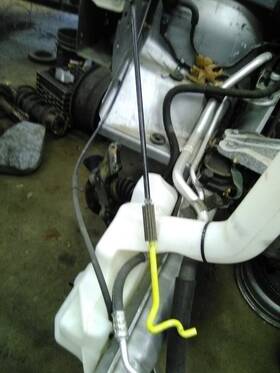 121.ch8418 Dodge Truck 2018 Caravan Hood Strut