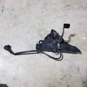 5351047150 Factory/oem Ty6902a0 Hood Latch Lock Assembly For 2016-2022 Toyota Prius