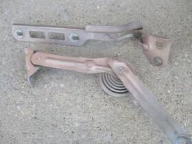118-351r Ford 94 F150 Rh Hood Hinges U And L With Spring 92-96