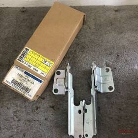 Ford 118.fd1h13 Lh And Rh Hood Hinge For 2013 Mustang 1904059