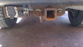 6345552 Ford Used Hood Hinge Fits 2001 F250sd Pickup Grade A 6345552 Ford Used Hood Hinge Fits 2001 F250sd Pickup Grade A