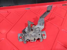 8l8t-16a770 Ford 2008-2012 Escape Oem Hood Latch 08 09 10 11 12