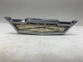 C3ab-8213-b Ford 1963 Galaxie 500 Xl Hood Release Latch Emblem C3ab- 8213-a Oem Fomoco 63