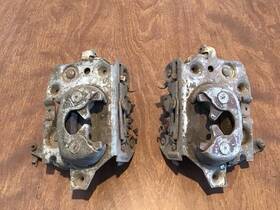 C7zz-6522811-cr Ford 67-67 Mustang Door Latches.lh Rh