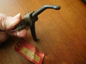11t-16892-a Ford Fomoco 1941 Truck Early Hood Safety Latch Nos
