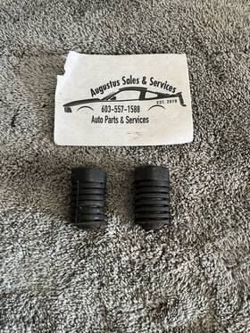 G5zz-16758-adj Ford 05-14 Mustang S197 Rubber Hood Adjuster Bumpers Pair Oem Used