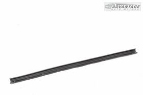 Gn1516c824ab Ford 2018-2021 Ecosport Front Hood Bonnet Weatherstrip Seal Rubber Black Oem