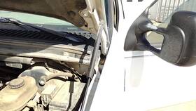 Ford Trucks F81z16797aa 1999-2007 F250 Super Duty Driver Left Hood Hinge Assembly Oem White 6c3z16797aa