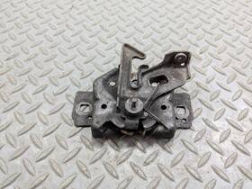 Yl84-16700 Ford 2005 - 2007 Oem Escape Front Hood Bonnet Release Latch Lock