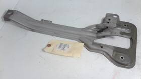 5l8z16c750aa Ford Yl8z16c750aa 2005 Escape Hood Latch Support - Oem Part