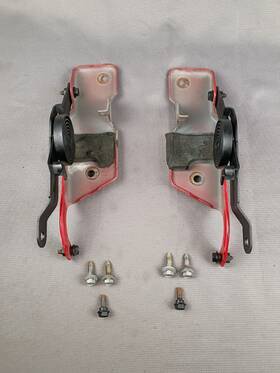 11794 General Motors Gm Chevy Gmc 1988-1998 Truck Obs Hood Hinge Bracket Left Right 1500 Silverado Tbi