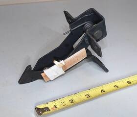 1250741 Gm Nos 76 77 Buick Regal Century 2-door Hood Release Safety Lock Hook 1976 1977