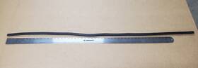 15706253 Gm Hood To Cowl Weatherstrip Seal For 1999-2006 Chevrolet Silverado Sierra 1500 Oem