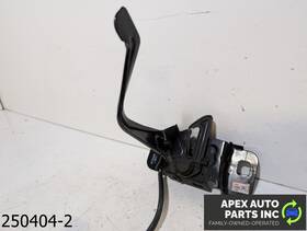19420615 Gm Oem 2013-2016 Buick Encore 1.4l Hood Latch