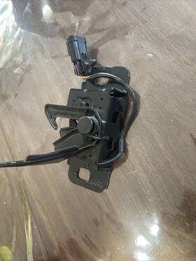 20941350 Gm 20765731 Oem Hood Latch 2013-2017 Chevy Traverse - 20941350/207657