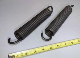 3742926 Gm Nos 1958 1959 Chevy Gmc Pickup Truck Suburban Panel Hood Hinge Spring Pair 58 59