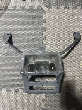 39161361 Gm Genuine Hood Primary Latch Mount Panel Bracket