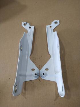 Gm 84097791 Summit White 15-16 Silverado Sierra 2500 3500 Hood Hinge Set 84097792